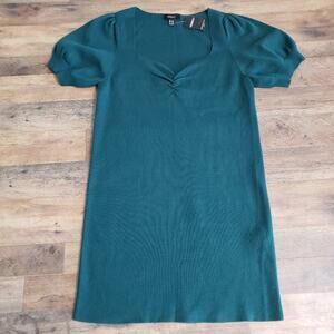 NWT Forever 21+ Knit Emerald Ruched V-neckline Short Sleeve Ribbed Midi Dress